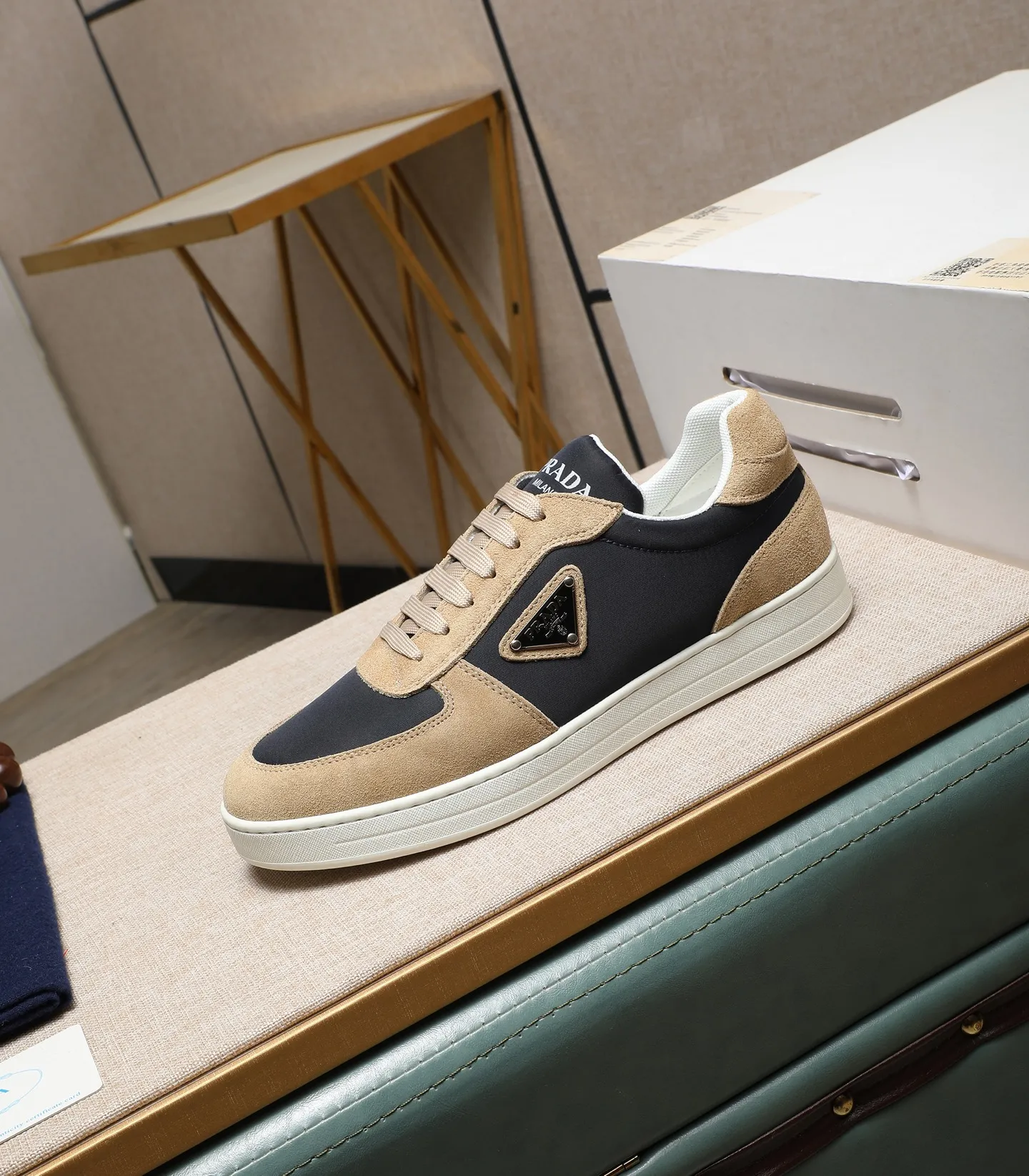 Men's men's shoes💰440🌹🌹[PRADA—Prada] latest model🙈original replica! 👟👟👟Available here. The workmanship is top-notch. The upper is made of Italian 🇮🇹Imported calfskin. ❗️Breathable genuine leather lining @Suitable for travel. The original version has an enlarged engraved sole, making it suitable for all kinds of travels, showing low-key luxury. Let quality speak for itself. Color: Size: 38-44